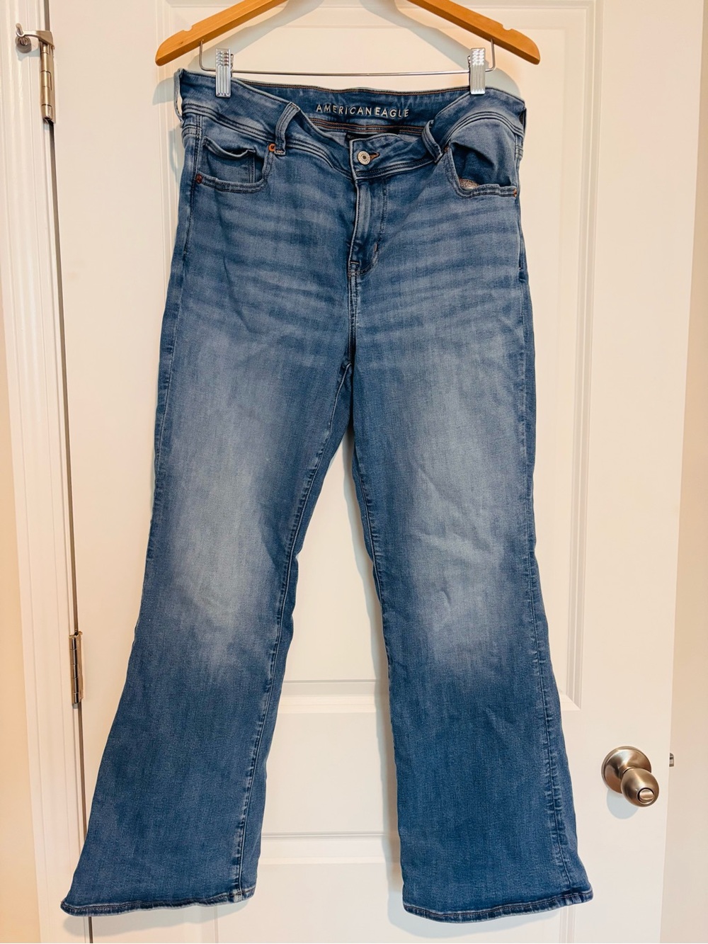American Eagle Outfitters Light Blue Flare Jeans 16 short